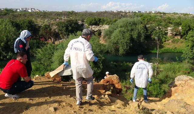 Düden Çayı'nda Erkek Cesedi Bulundu: Kimliği Belirlendi, Soruşturma Başlatıldı