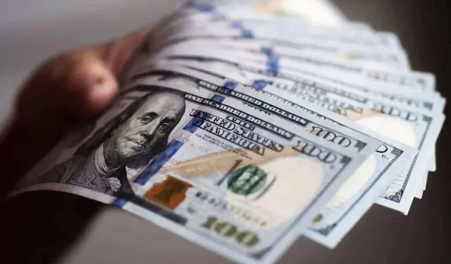 9 Mayıs 2025 Cuma Dolar/TL Güne Nasıl Başladı?