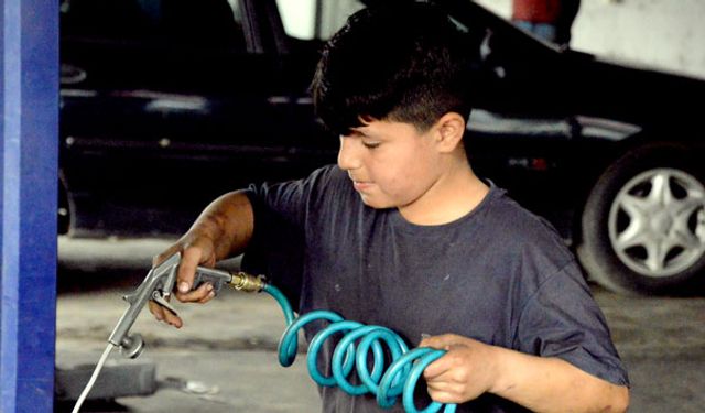 Çocuk İşçiliğine Son! Mersin’de Çocuk İşçiliğine Karşı Büyük Farkındalık