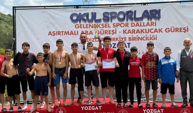 Mersinli Sporcular Yozgat’tan Madalyalarla Döndü
