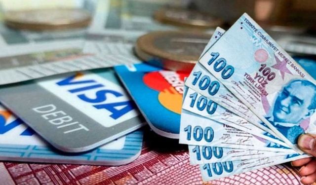 Kredi Kartı Borcu Katlanıyor: Milyonlar Borcunu Borçla Kapatıyor
