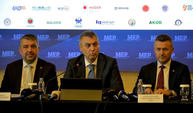 Mersin Valisi Atilla Toros: "Küresel Oyunculuk İçin Adım Atıldı"