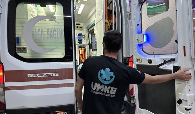 Adıyaman’da Komşu Tartışması Kanlı Bitti: Baba, Oğlunun Silahından Kazara Yaralandı