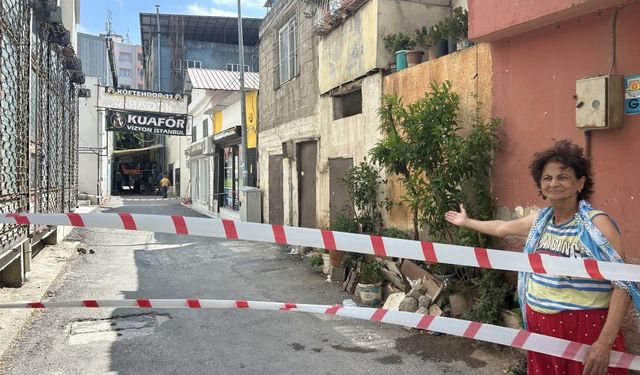 Tarsus’ta Yol Çökmesi Tehlike Saçıyor: Evler ve Esnaf Tedirgin