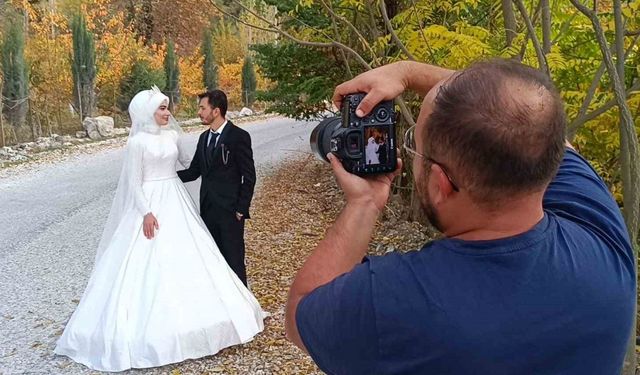 Dijitalleşme Mersin’de Düğün Fotoğrafçılarını Zora Soktu: Esnafın İşleri Yüzde 70 Azaldı