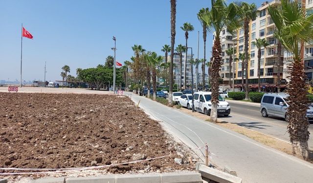 Mersin’de Tarihi Cep Sineması Yıkıldı, Meydan Canlanıyor!