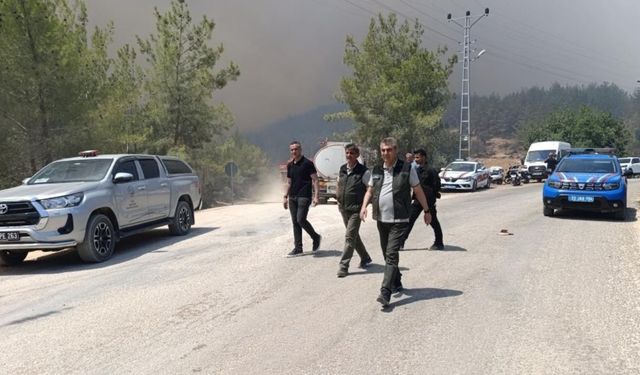 Silifke’de Orman Yangını Kabusu: Vali Atilla Toros Sahada