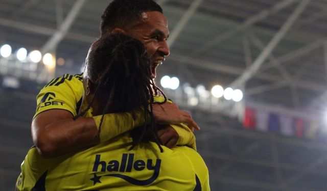 En-Nesyri Fırtınası Sahada Esti! Fenerbahçe Deplasmanda Rahat Kazandı