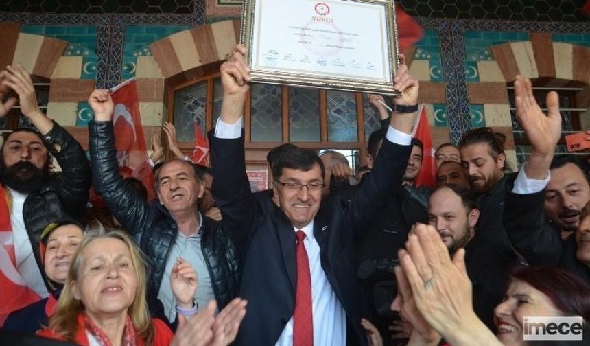 CHP Kazandı, Mazbata AKP'li Adaya Verildi