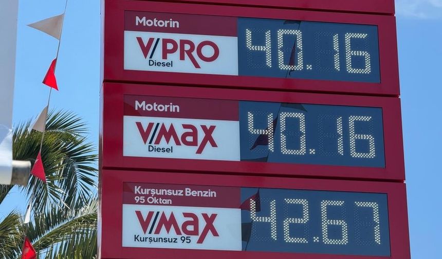 Benzin İstasyonlarında Fiyat Tabelaları Değişti