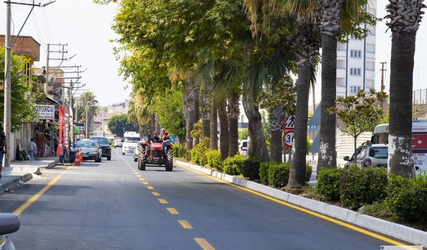 Tarsus'ta Caddeler Yenileniyor