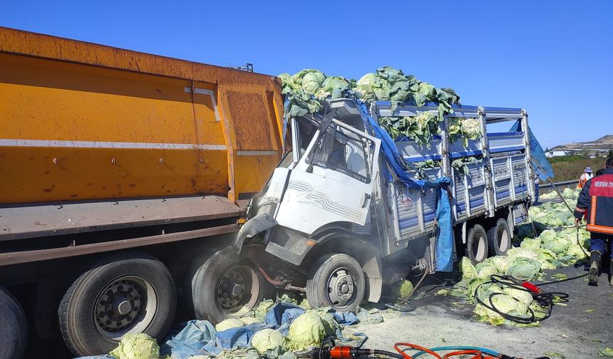 Tarsus’ta Zorlu Kurtarma: Sürücü İtfaiye Ekiplerince Kurtarıldı