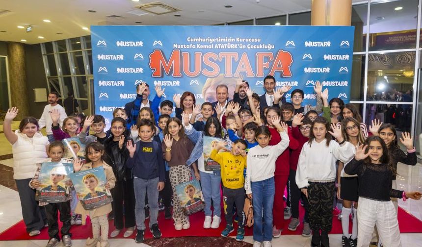 Atatürk'ün Çocukluk Hayatını Anlatan 'Mustafa' İsimli Filmin Galası Yapıldı