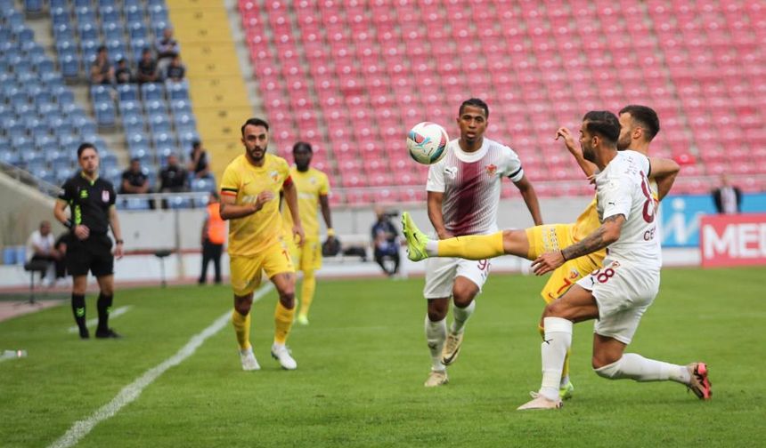 Trendyol Süper Lig: Hatayspor: 0 - Kayserispor: 0 (İlk Yarı)