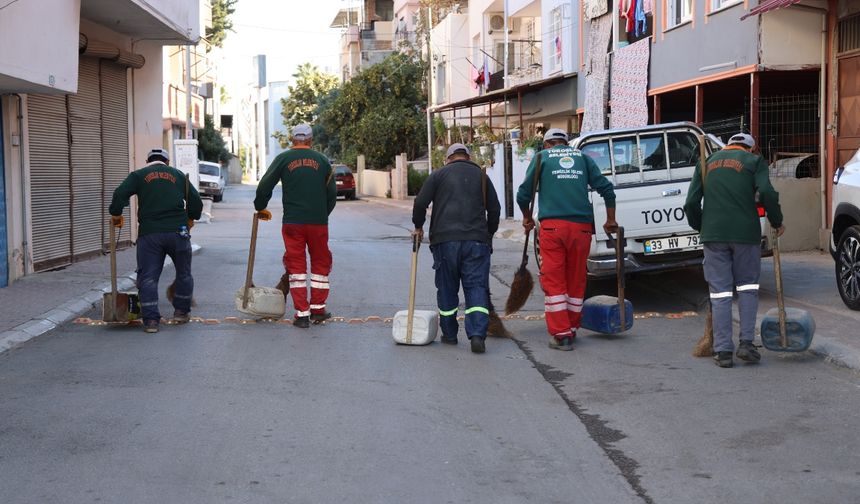 Toroslar Belediyesi, Temizlik Sorununu Çözmek İçin Yeni Adımlar Atıyor