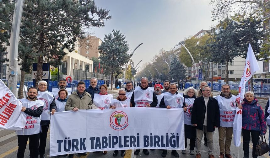 Sağlık Emekçileri “Eziyet Yönetmeliği”ne Karşı Buluşuyor