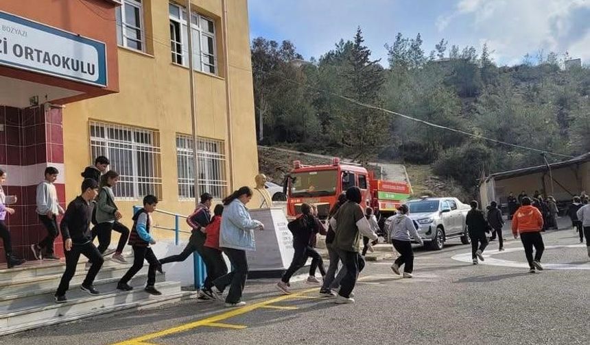 Bozyazı'da Sivil Savunma Haftası Kapsamında Tatbikat Düzenlendi
