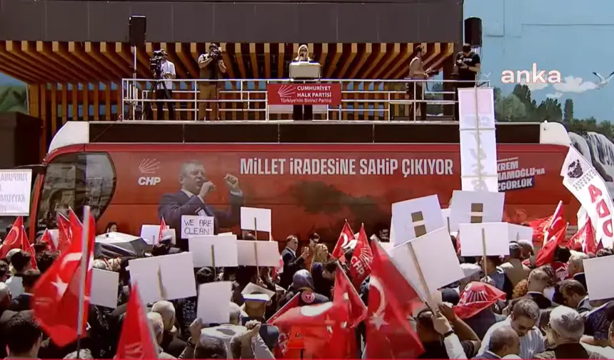 CHP'den Van'da Miting: ‘Millet İradesine Sahip Çıkıyor’