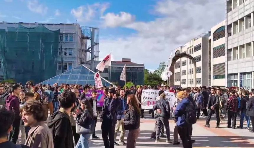 Boğaziçi Üniversitesi'nde 'Nureddin Yıldız' Protestosu: 4 Öğrenci Tutuklandı