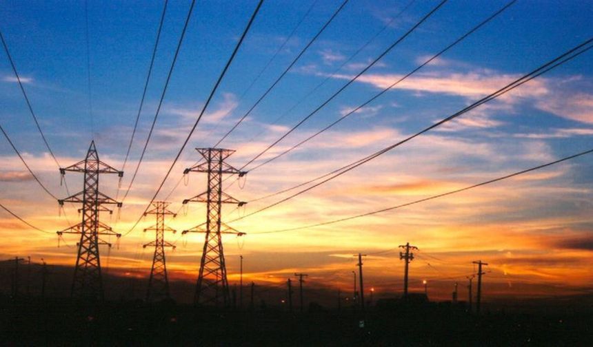 Mersin’de Elektrikler 6 Gün Boyunca Kesilecek! Mahalle Mahalle Takvim Açıklandı