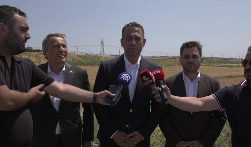 CHP Heyetinden İmamoğlu ve Belediye Başkanlarına Ziyaret: Geri Adım Atmayacağız