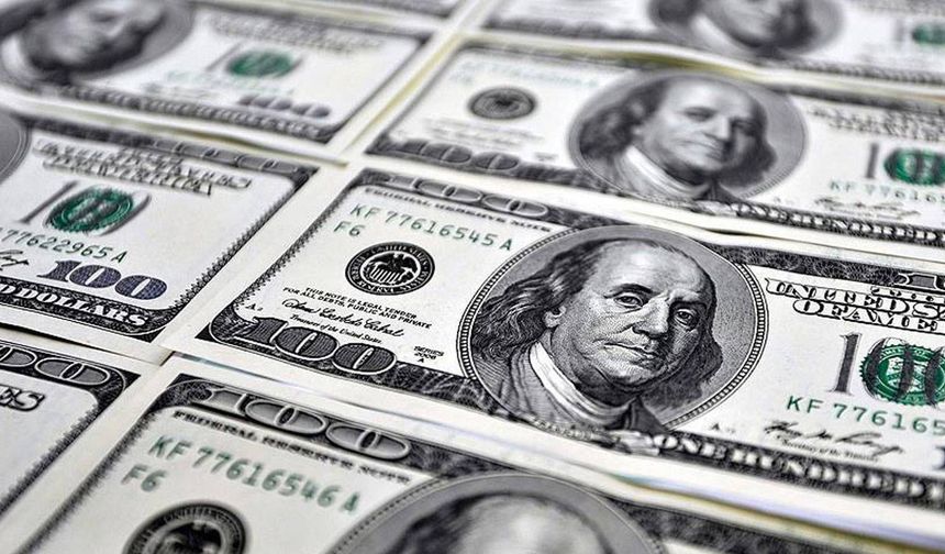 12 Haziran Perşembe 2025 Dolar Güne Yatay Seyirle Başladı
