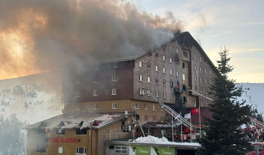Bolu’daki Otel Yangınına Dair Skandal İddia: “İtfaiyeye Girip Evrak Yaktılar”