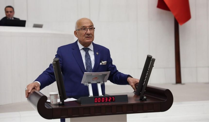 Burhanettin Kocamaz: “Mersin’de Vatandaş Özel Hastaneye Mahkum”