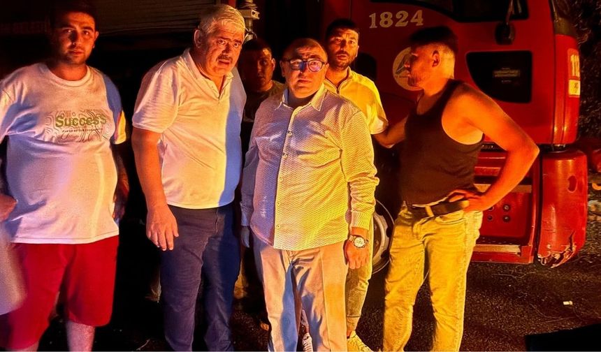 Erdemli’de Limon Deposu Yangını: Başkan Kara Sahada!