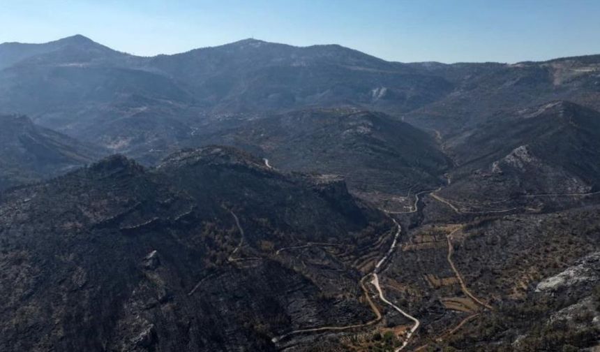 Silifke’nin 3 Günlük Yangın Faciası Havadan Böyle Görünüyor