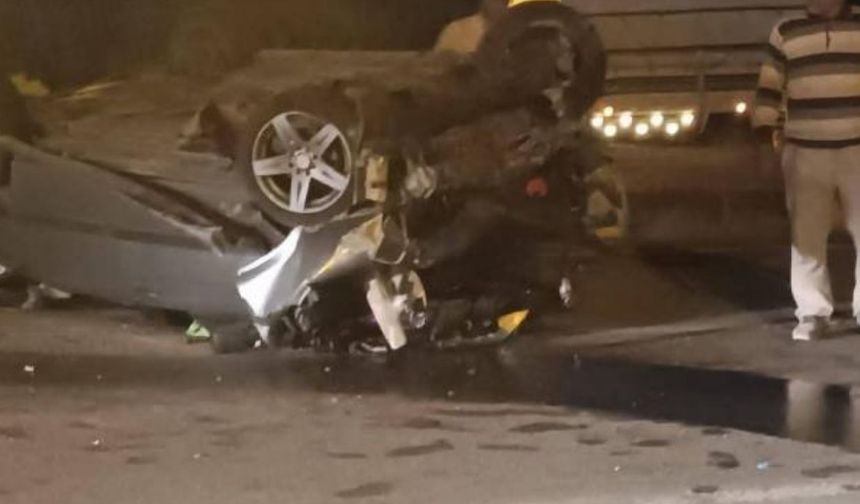 Ankara’da Feci Çarpışma! 2 Otomobil Kafa Kafaya Geldi, Yaralılar Var