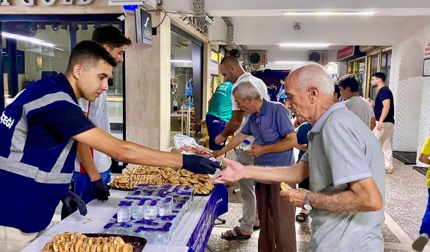 Kandil Gecesinde Birlik ve Kardeşlik Mesajı Erdemli’den Yükseldi