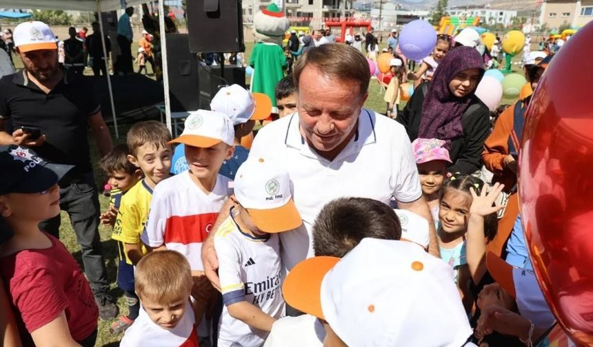 Başkan Orhan’dan Öğrencilere Moral ve Başarı Mesajı