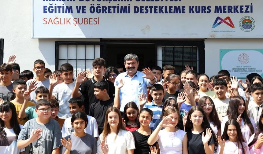 Toroslar’da Eğitime Destek: Başkan Yıldız Öğrencilerin Yanında!