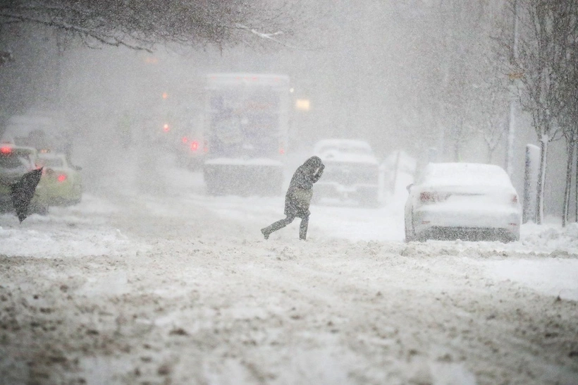 170209-new-york-snow-rhk-2216p-yrrj