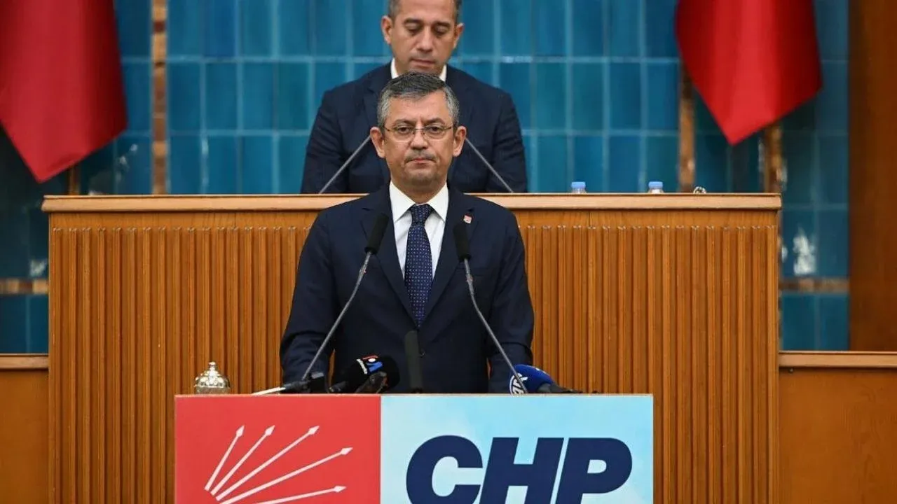 chp-genel-baskani-ozgur-ozel-myk-24-kisiden-olusuyor