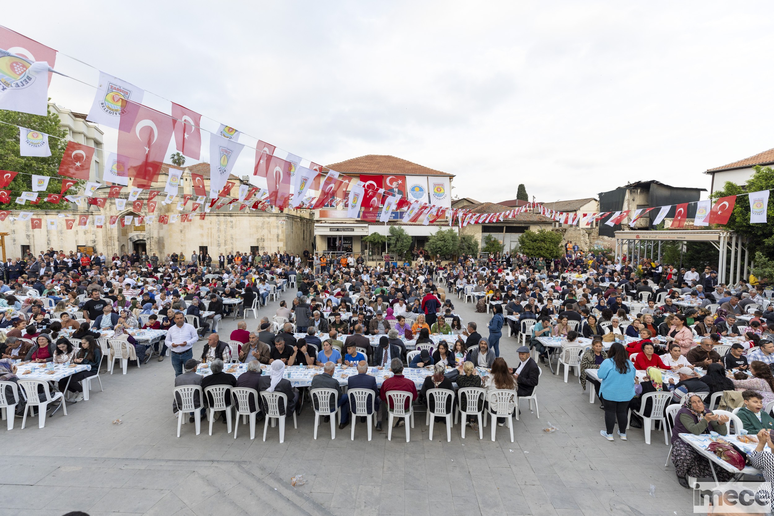 Başkan Seçer, ‘Bayram Sofrasi’nda Tarsus Halkiyla Buluştu (4)
