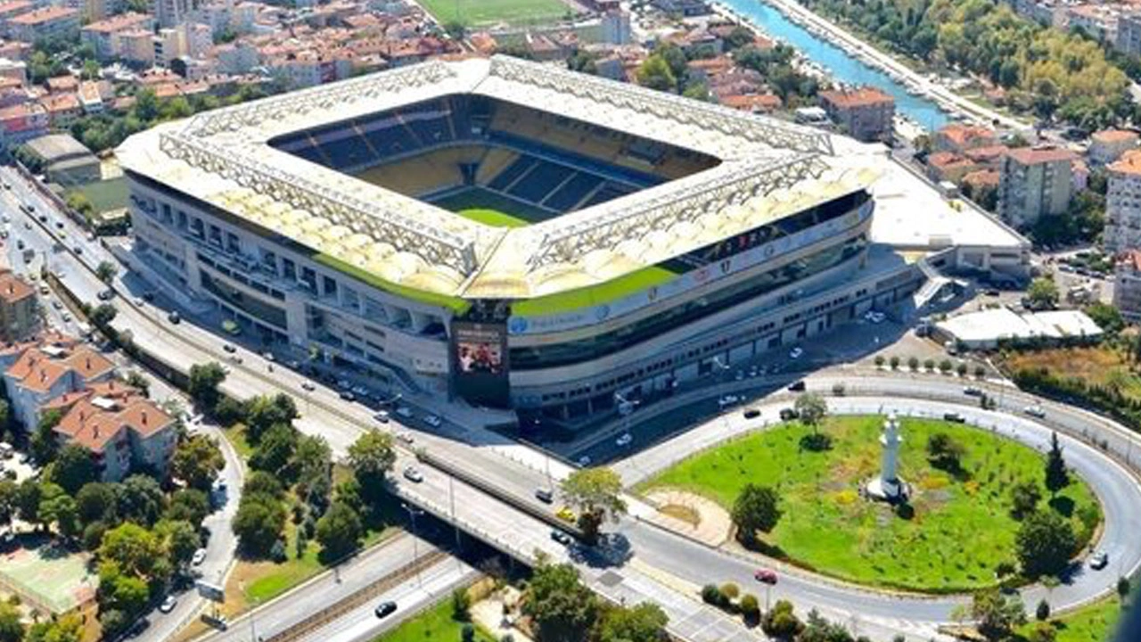 Fenerbahce Taraftarinin Darginligi Stadyuma Yansidi Ya8H