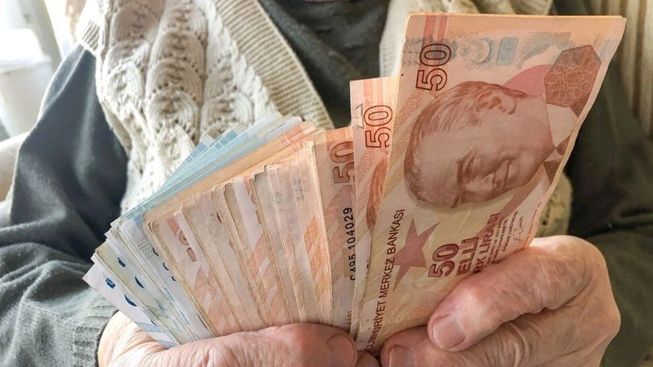2025Te Emeklilik Basvurusu Yapanlarin 2024 Yilinda Emekli Olanlara Gore Yuzde 30 Daha Az Maas Alacak Kyqf