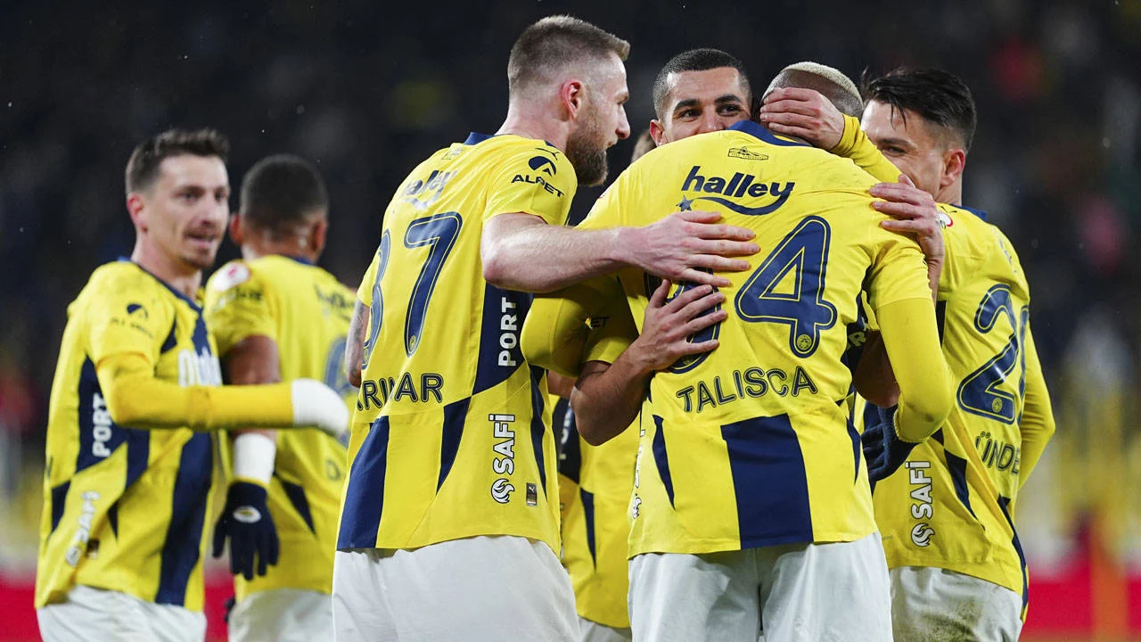 Fenerbahce Uefa Listesini Guncelledi 3 Yeni Isim Eklendi