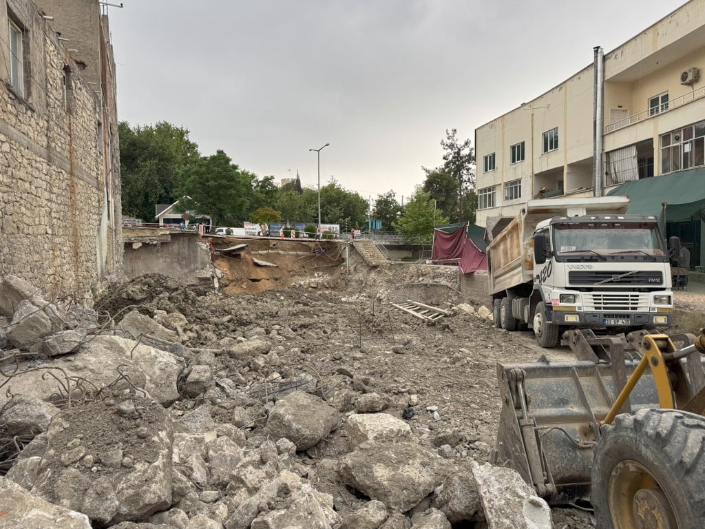 Mersin De Koprude Kismi Cokme Meydana Geldi 1
