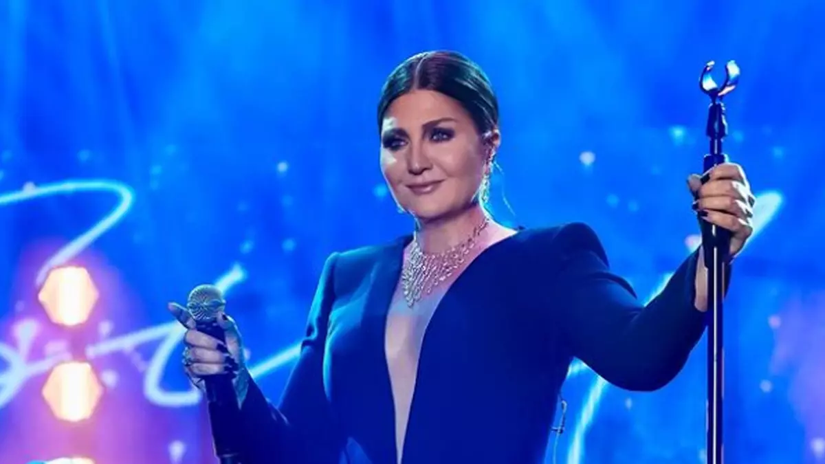 Sibel Can Evlendi