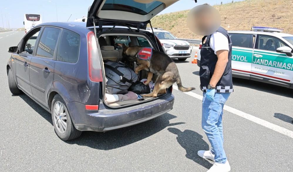 Aksaray Uyusturucu Operasyonu 1