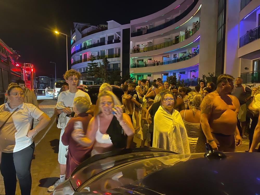 Alanya Otel Yangini 1