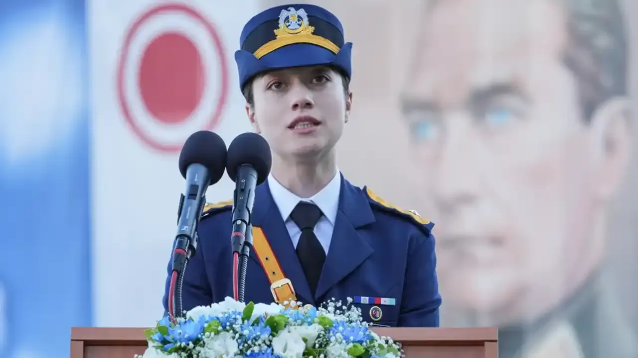Ikra Kuyumcu Kimdir 2