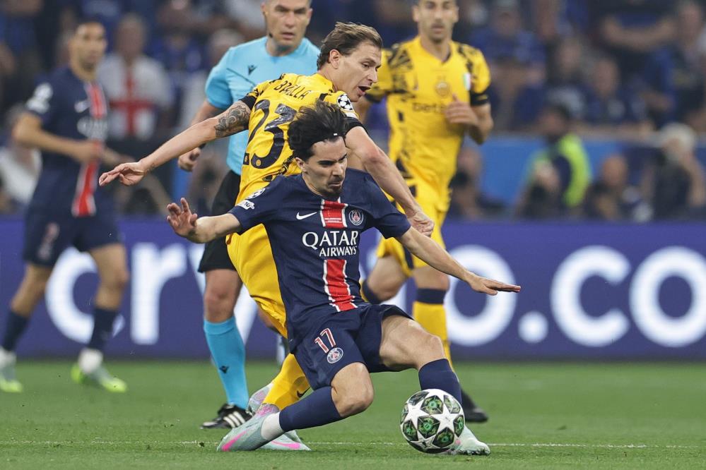 Paris Psg Sampiyonlar Ligi Sampiyonu
