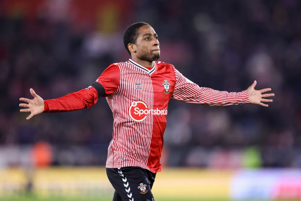 Kyle Walker Peters Fenerbahce Besiktas 2