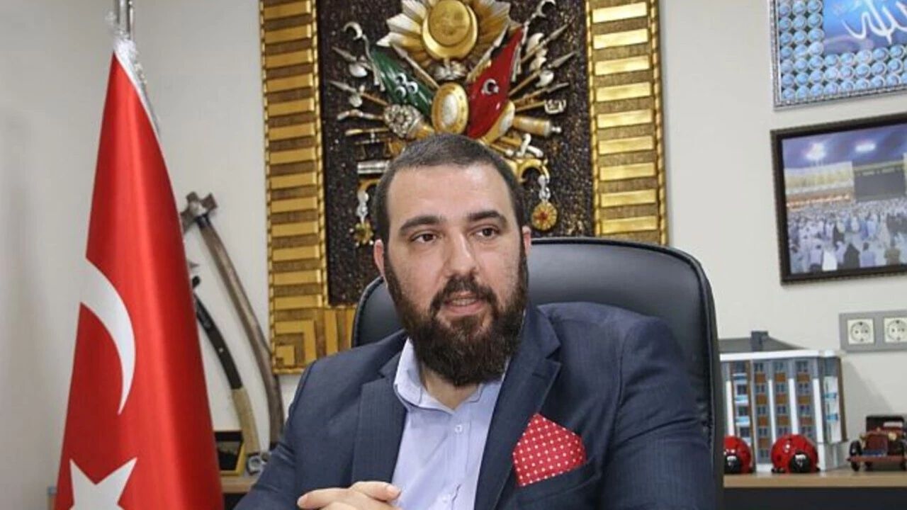 Abdülhamid Kayıhan Osmanoğlu Kimdir 1