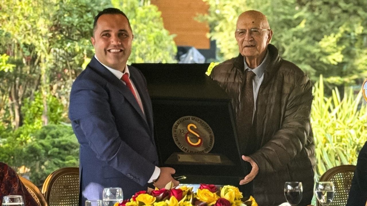 Rezan Epozdemir Kimdir 4